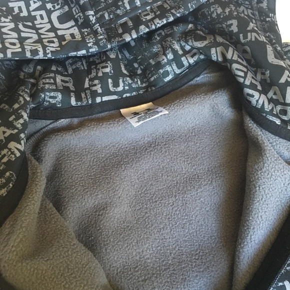 Under Armour Hoodie - Picture 5 of 5